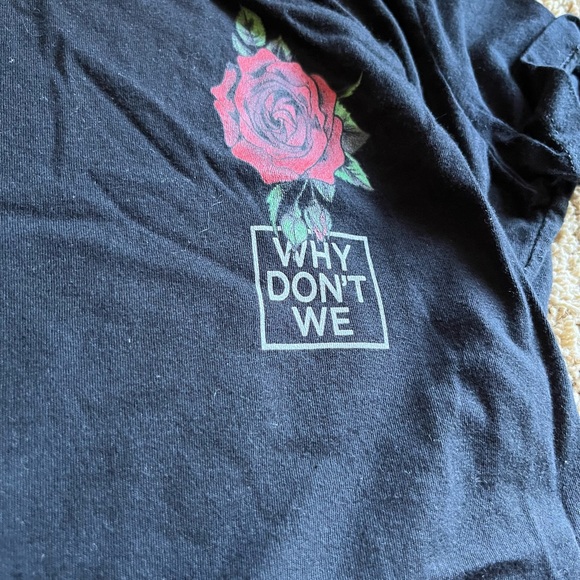 Why Don’t We Black Rose T-Shirt Merch. Size Small. Tight-Fitted. - Picture 2 of 4